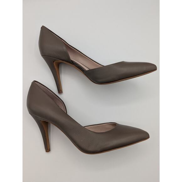 Vince Camuto | Gray Heels | Size 7.5 - Picture 4 of 11